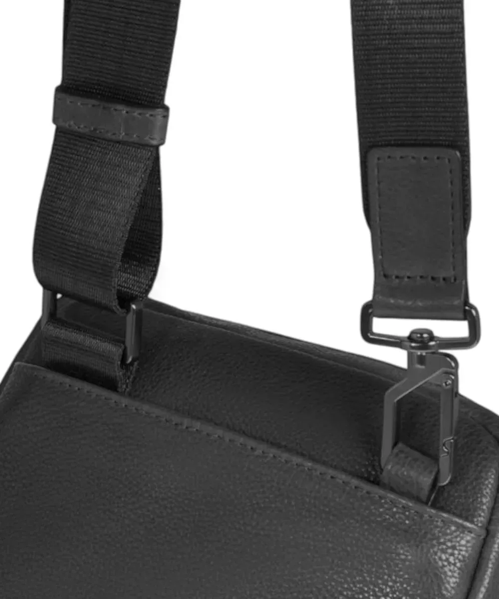 Borsello Uomo a Tracolla in Pelle Piquadro con Protezione RFID