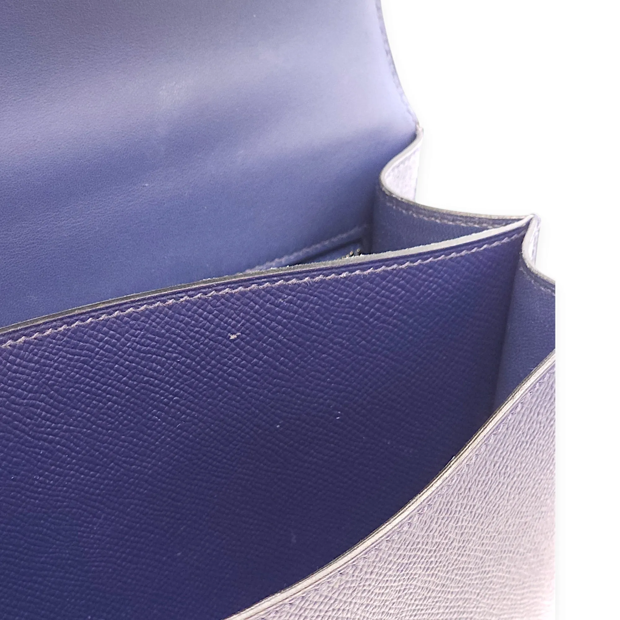 Constance 24 Blue Sapphire in Epsom, Palladium hardware