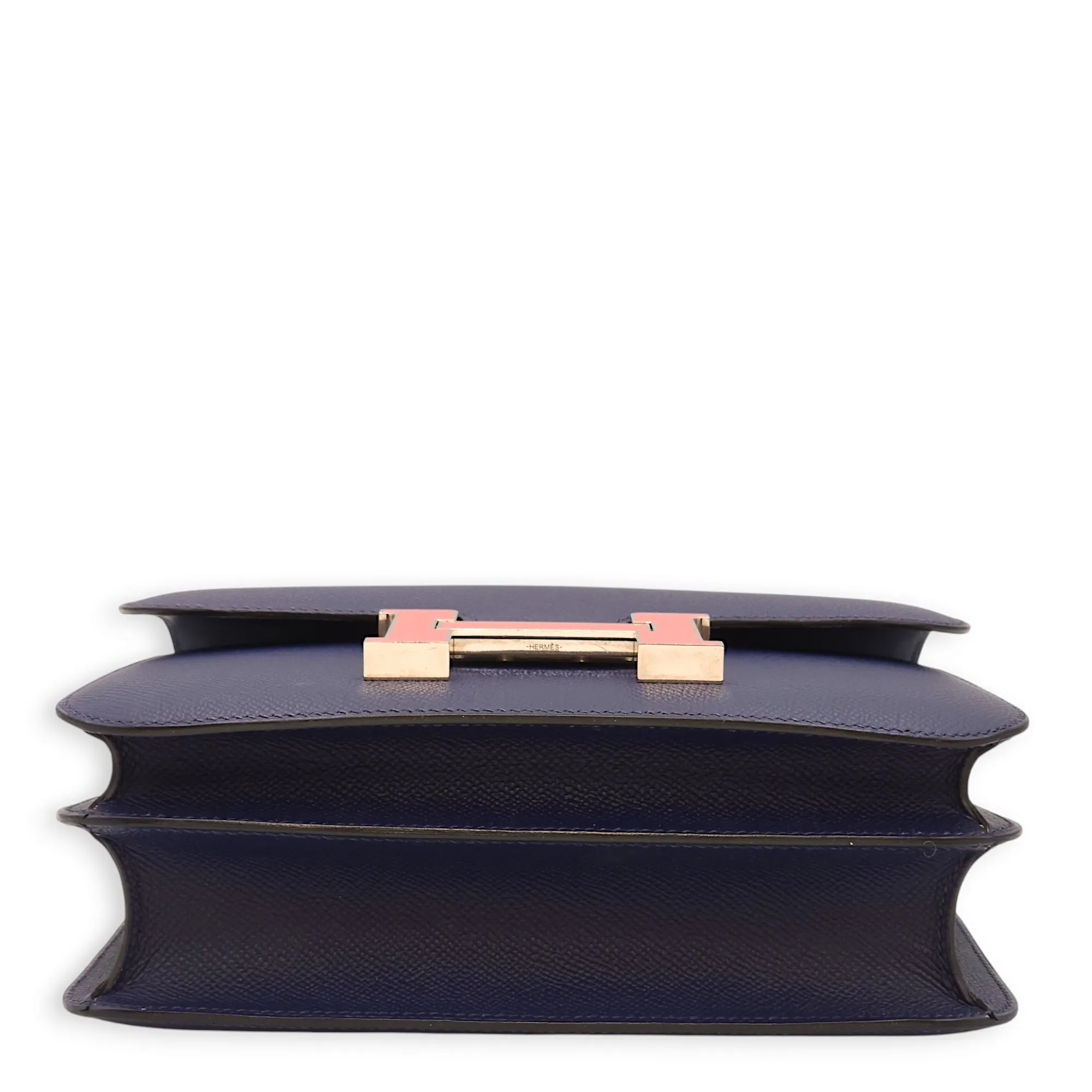 Constance 24 Blue Sapphire in Epsom, Palladium hardware