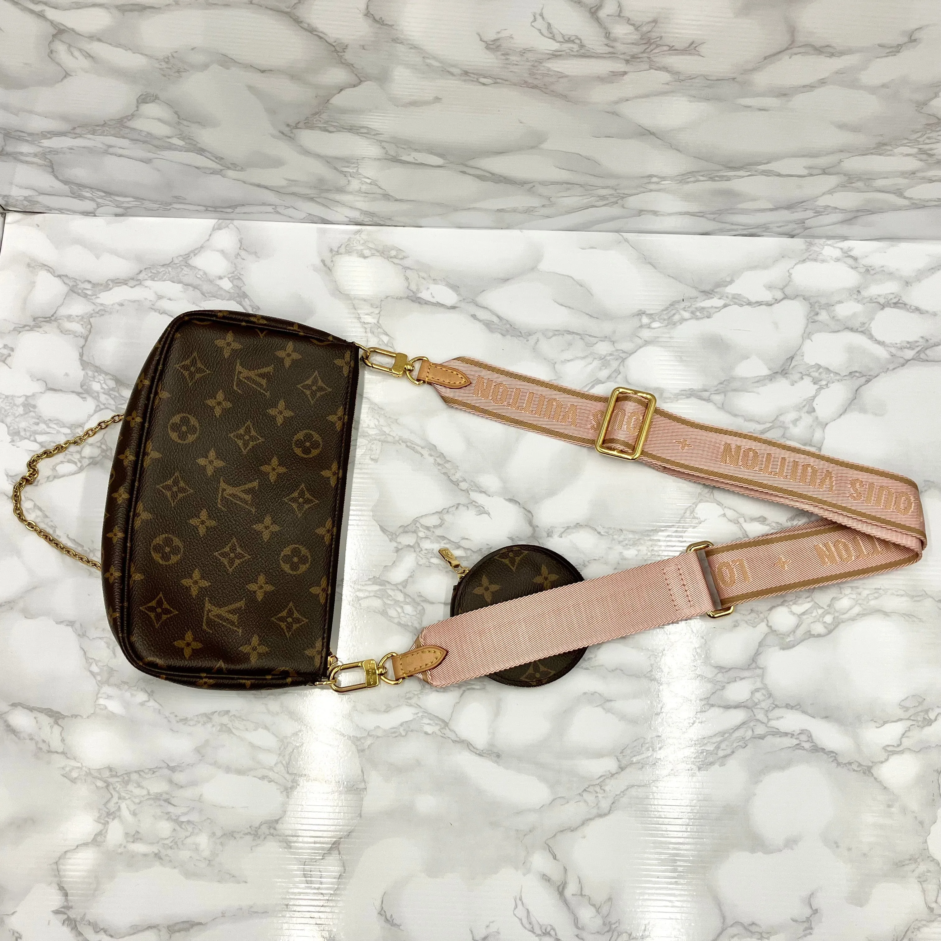 LOUIS VUITTON Monogram Multi Pochette Accessoires