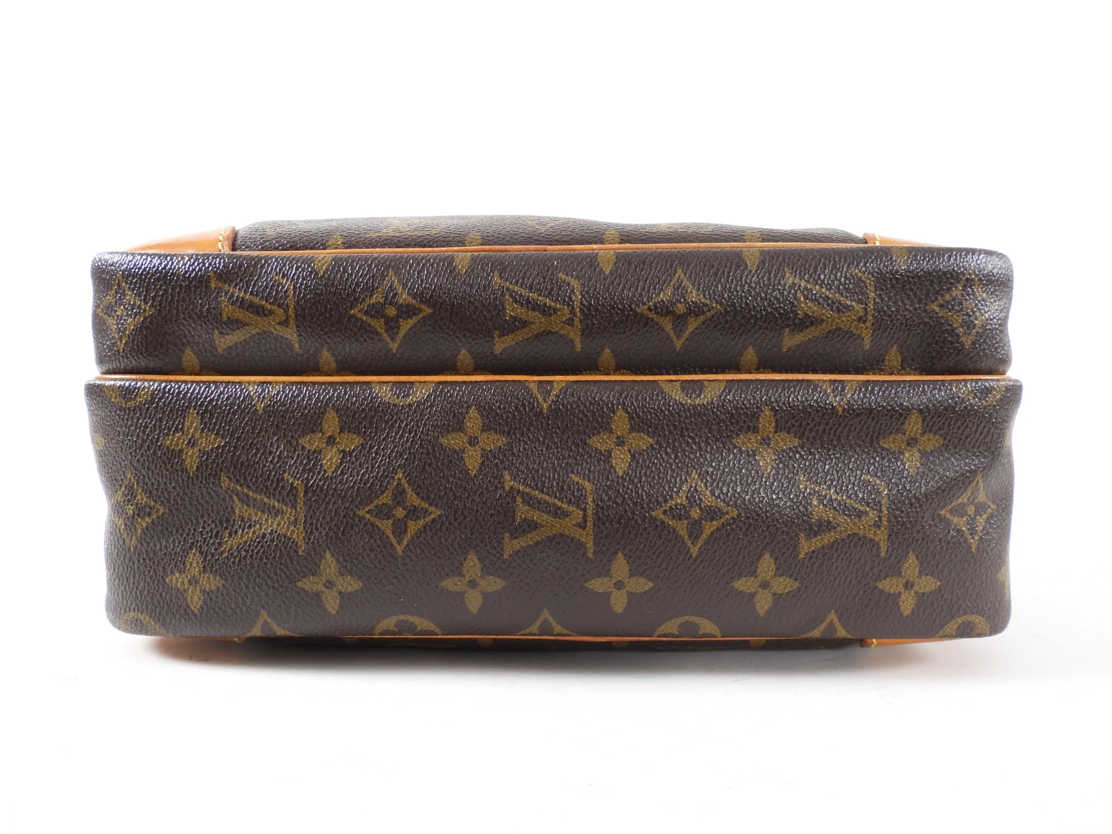 Louis Vuitton Monogram Nile Messenger Bag