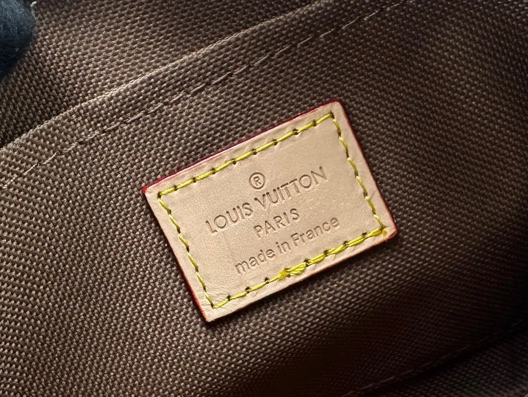 LV Multi Pochette Accessoires