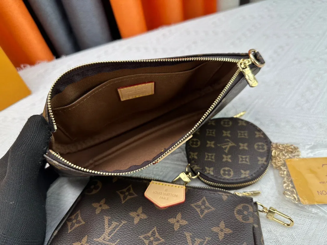 LV Multi Pochette Accessoires